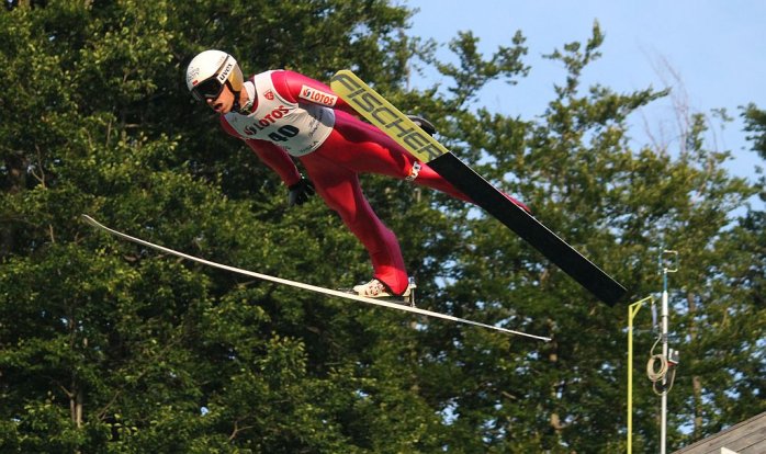 Piotr Żyła w locie
